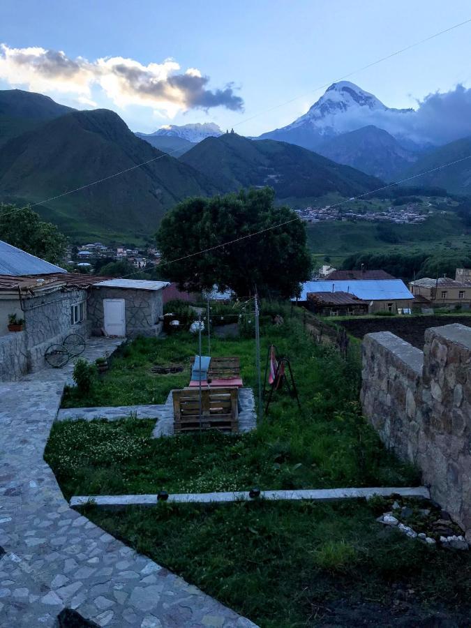 Hotel Nestt Kazbegi Kültér fotó