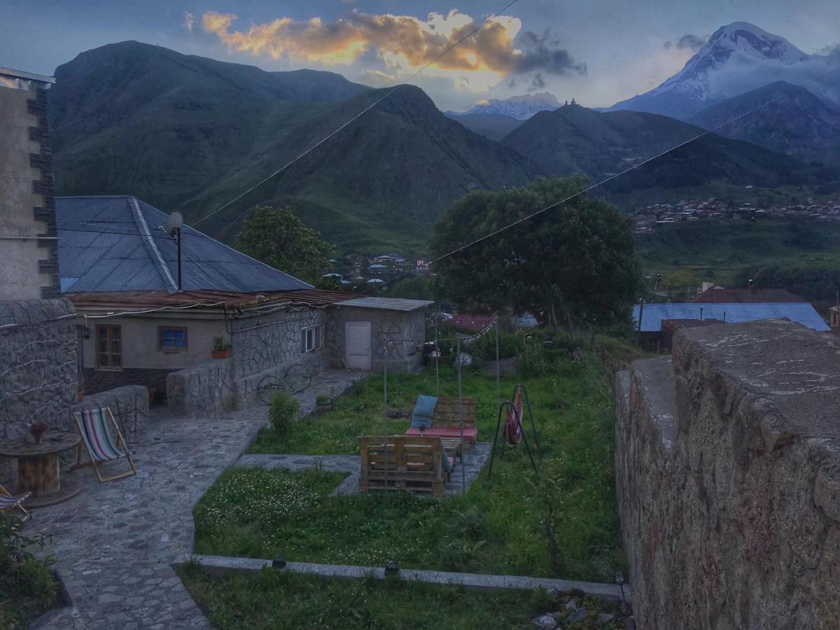 Hotel Nestt Kazbegi Kültér fotó
