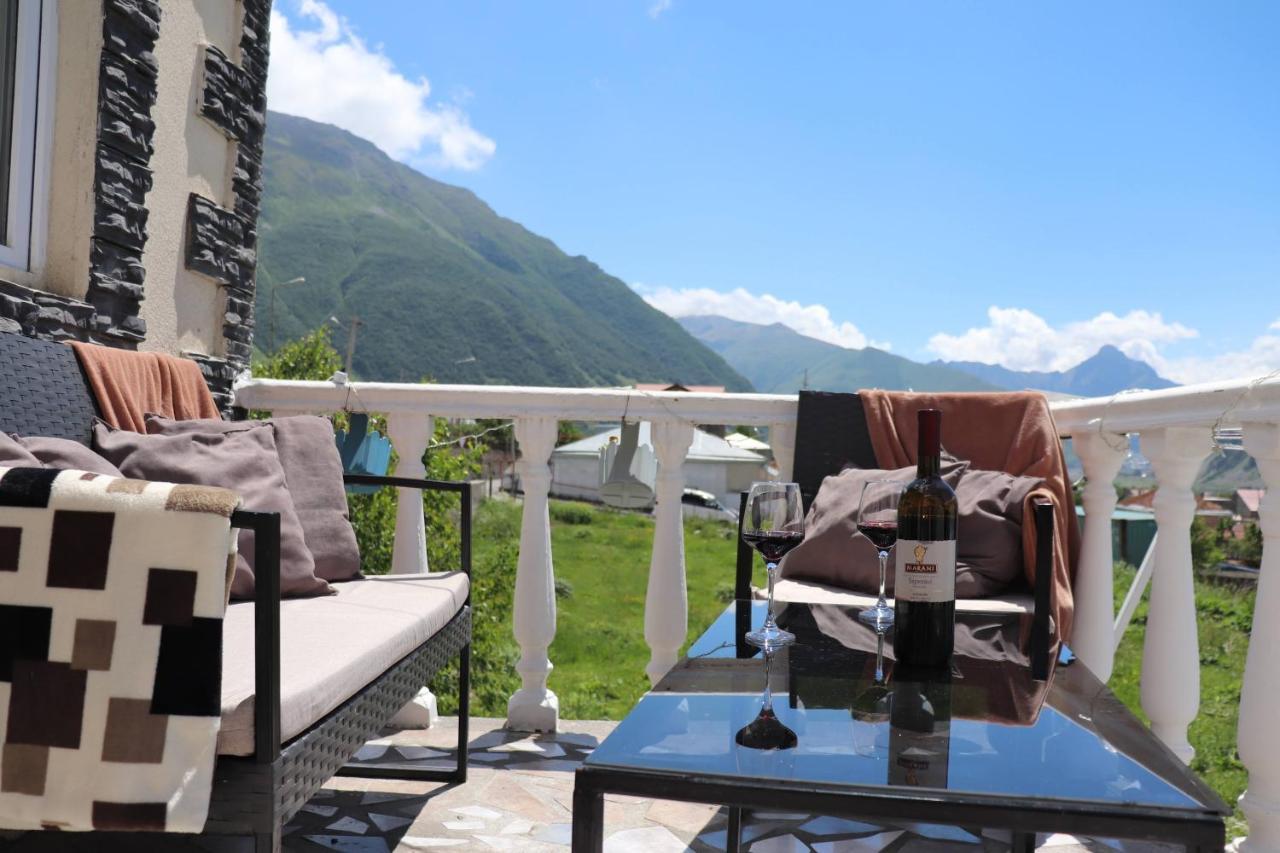 Hotel Nestt Kazbegi Kültér fotó