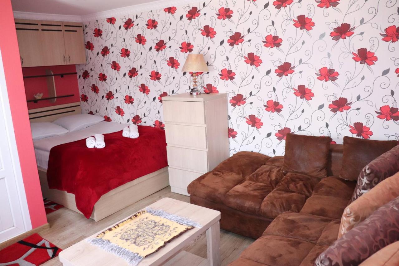 Hotel Nestt Kazbegi Kültér fotó