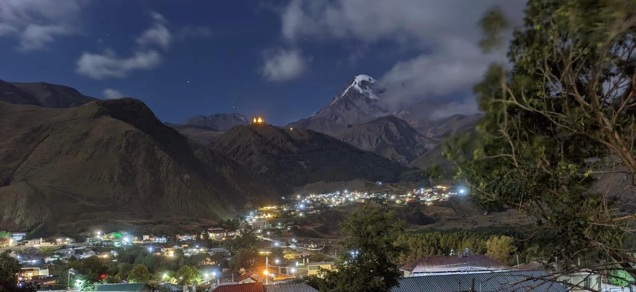 Hotel Nestt Kazbegi Kültér fotó